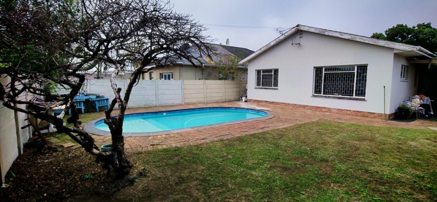 4 Bedroom Property for Sale in Southfield Western Cape
